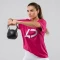 Femme qui fait du sport avec un t-shirt personnalisé