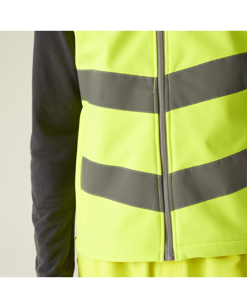Softshells personnalisable REGATTA HI-VIS PRO CONTRACT ABLAZE SOFTSHELL BODYWARMER