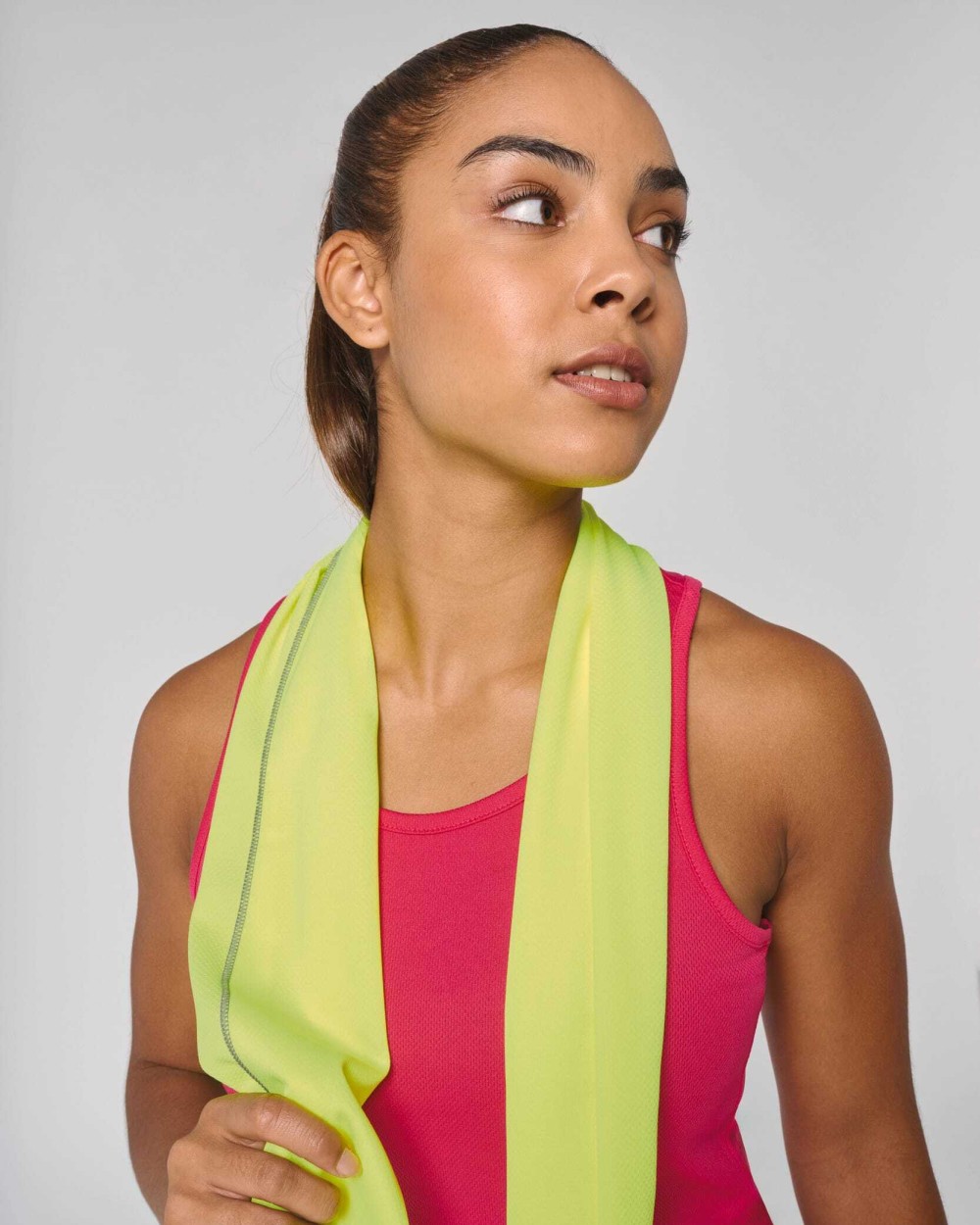 Produits éponges personnalisable PROACT Serviette sport rafraîchissante - 100 cm x 30 cm