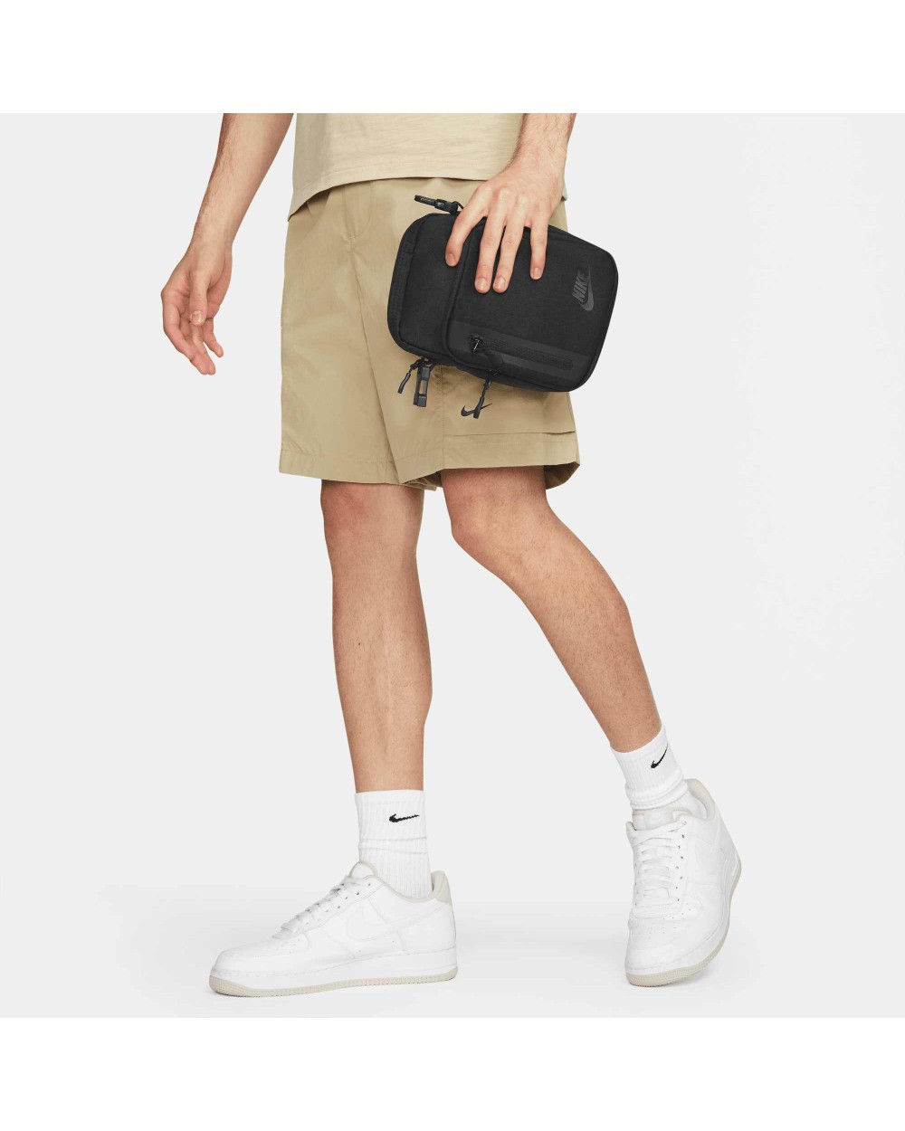 NIKE Nike Elemental premium crossbody bag Taschen personalisierbar