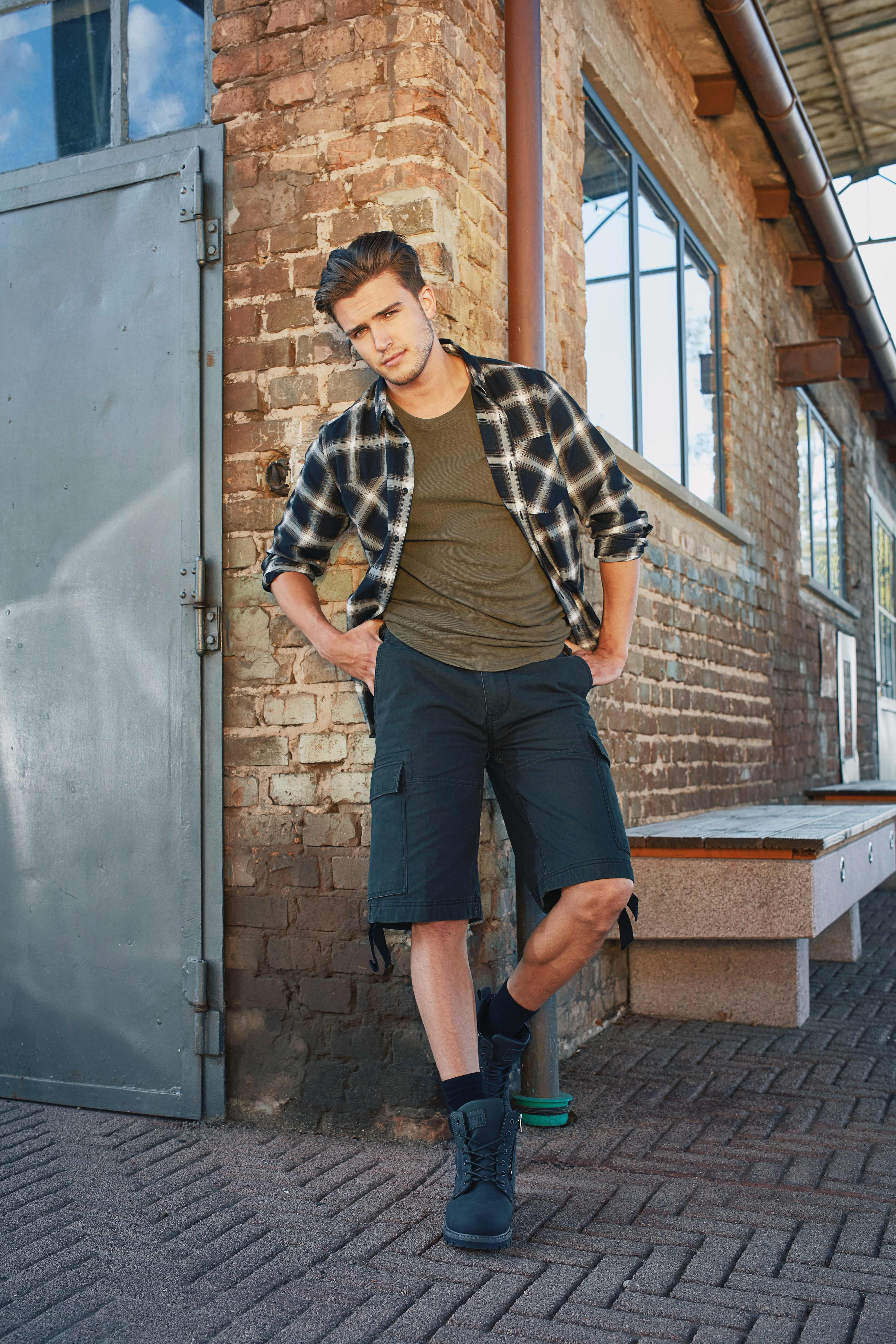 BUILD YOUR BRAND Vintage shorts Bermudas & Shorts personalisierbar