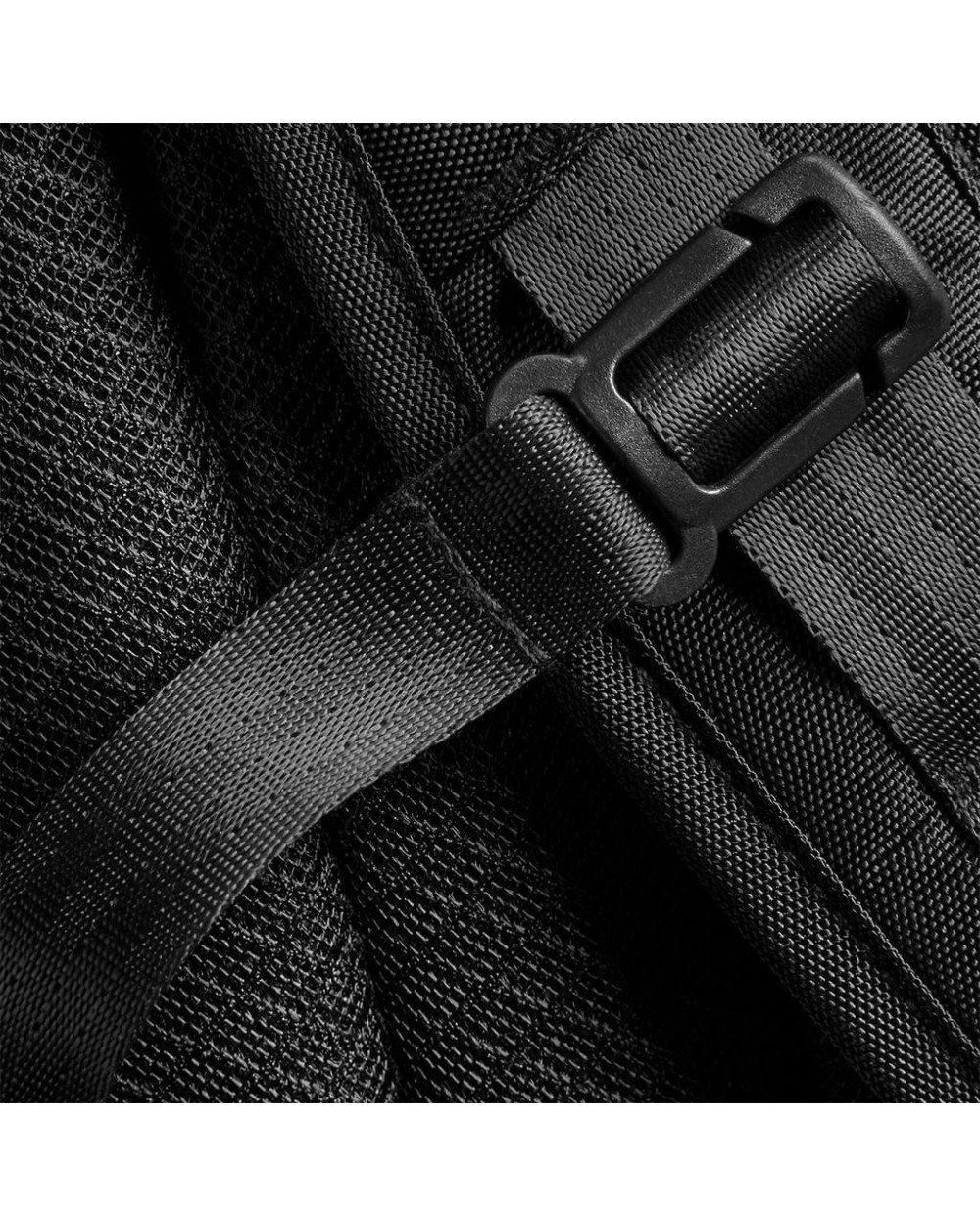 QUADRA Pitch Black 12 Hour Daypack Taschen personalisierbar