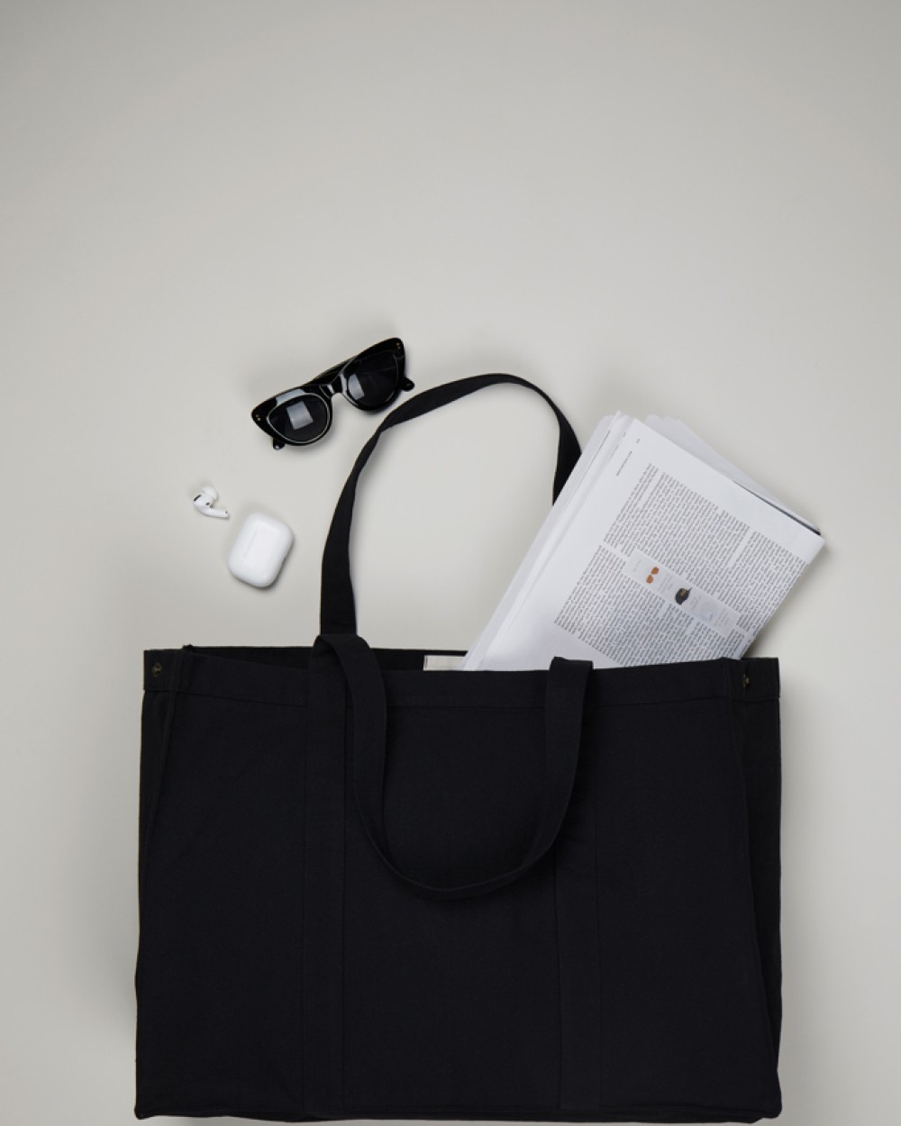 VINGA VINGA Hilo AWARE™ Maxi-Tasche aus recyceltem Canvas Taschen personalisierbar