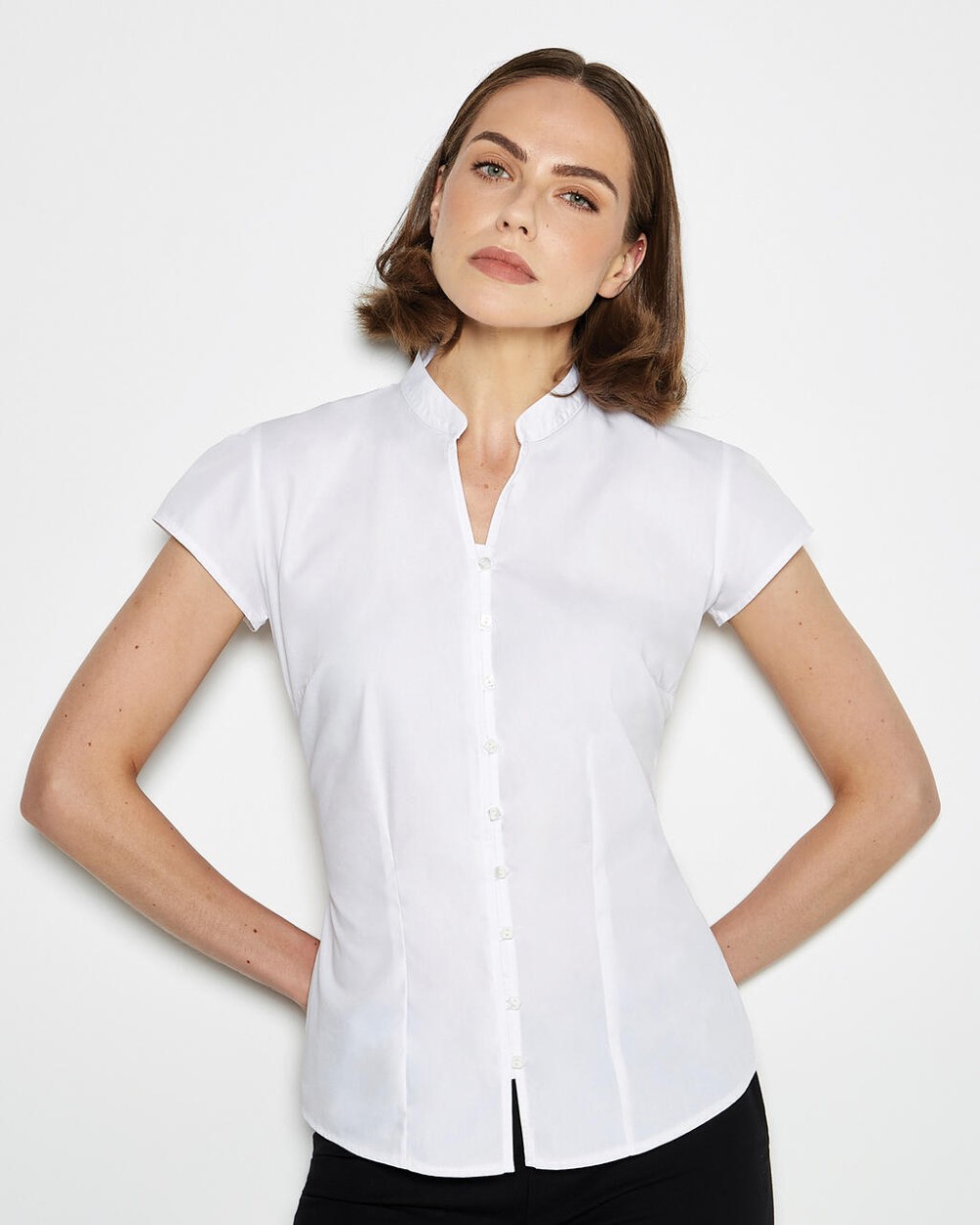 Hemden KUSTOM KIT Women's Tailored Fit Mandarin Collar Blouse SSL voor bedrukking &amp; borduring