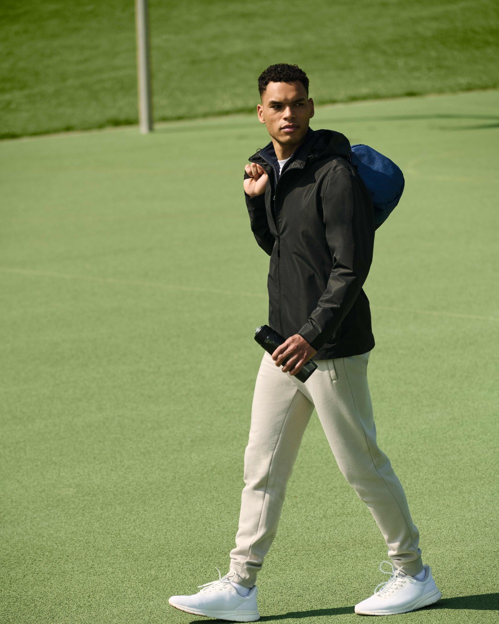 Jassen RUSSELL ESSENTIAL WEATHER SHELL JACKET voor bedrukking &amp; borduring