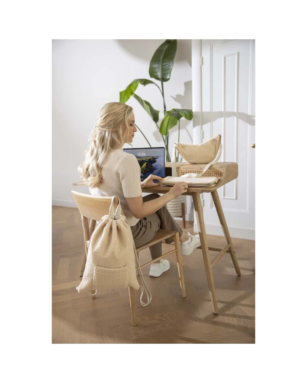 Tassen & Zakken 4DO Bear 13 inch GRS gerecyclede sherpa laptophoes 2 l voor bedrukking &amp; borduring