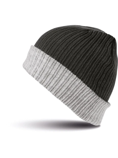 RESULT Bonnet tressé /api/colors/192401e6-843d-4606-986e-1cec5171342e personnalisable
