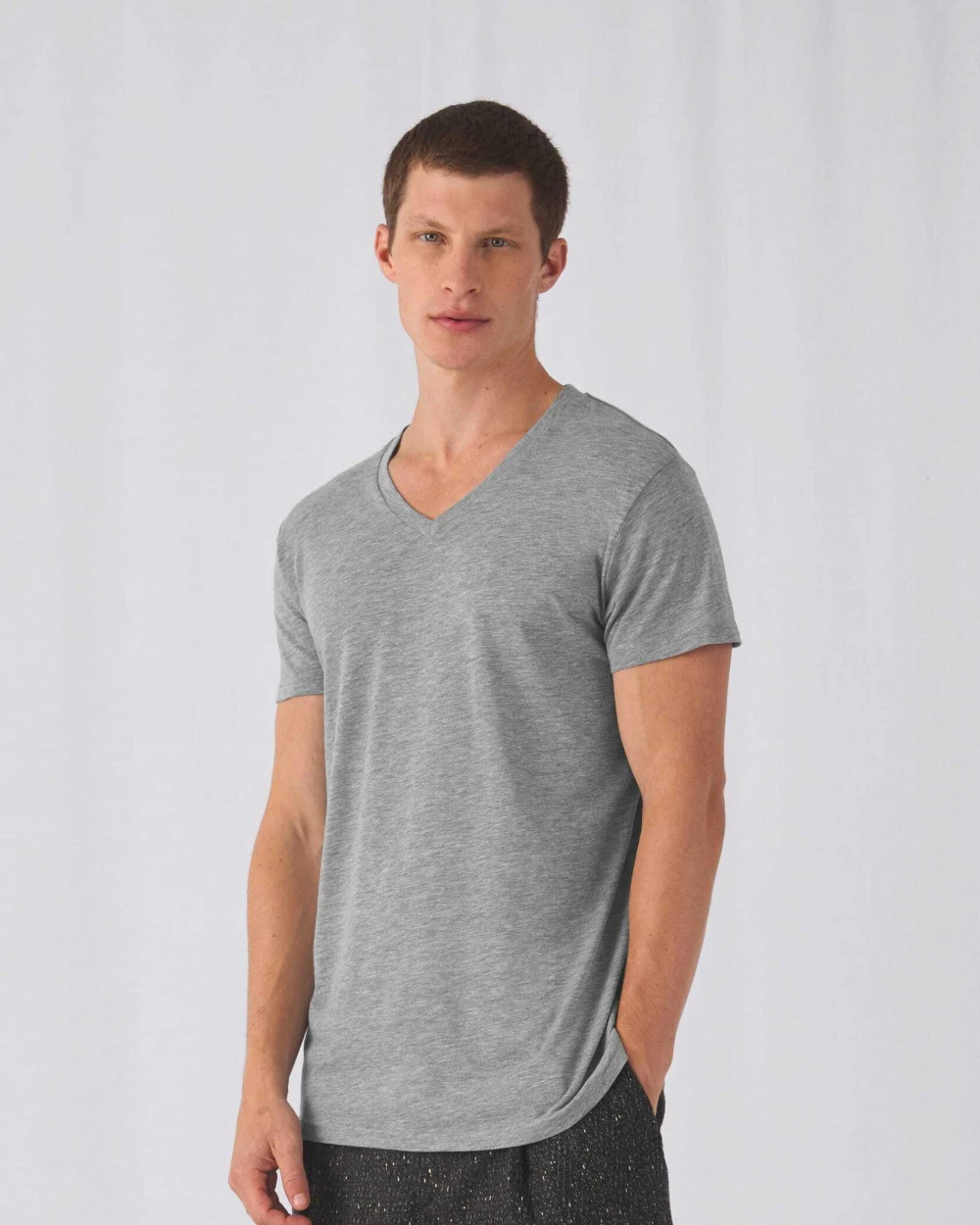 B&C TriBlend V-neck TEE T-Shirts personalisierbar