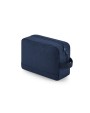 Tassen & Zakken BAG BASE RECYCLED ESSENTIALS WASH BAG voor bedrukking &amp; borduring