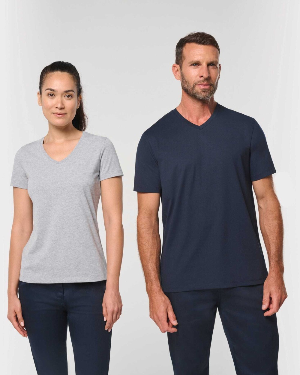 T-Shirts personnalisable WK. DESIGNED TO WORK T-shirt écoresponsable col V antibactérien homme