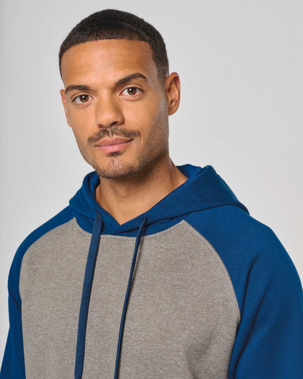 PROACT Zweifarbiges Kapuzensweatshirt für Erwachsene Sweatshirts personalisierbar