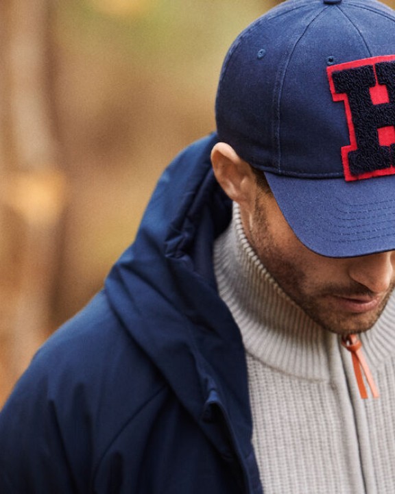 JAMES-HARVEST Burnwood
Kappe Unisex Kappen personalisierbar