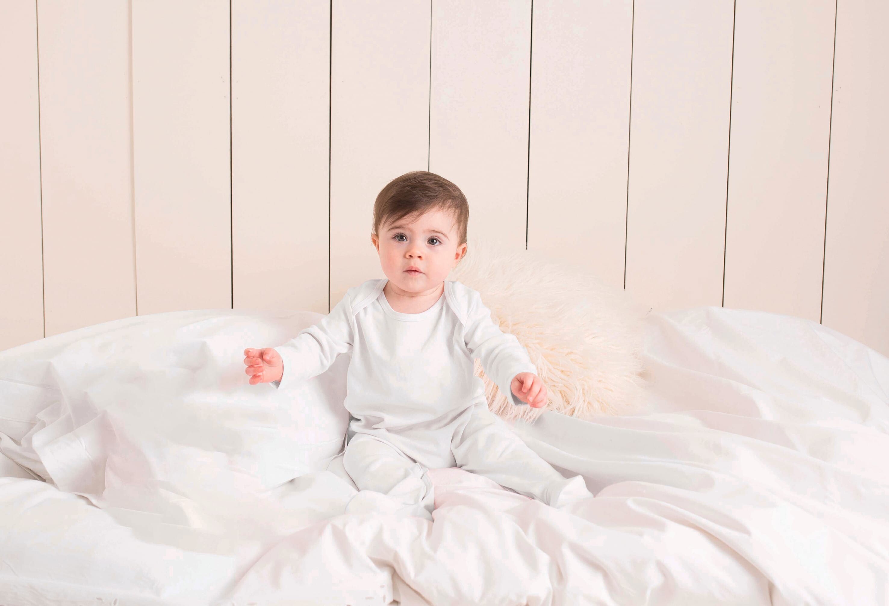 Articles bébés personnalisable LARKWOOD CONTRAST LONG SLEEVED SLEEPSUIT
