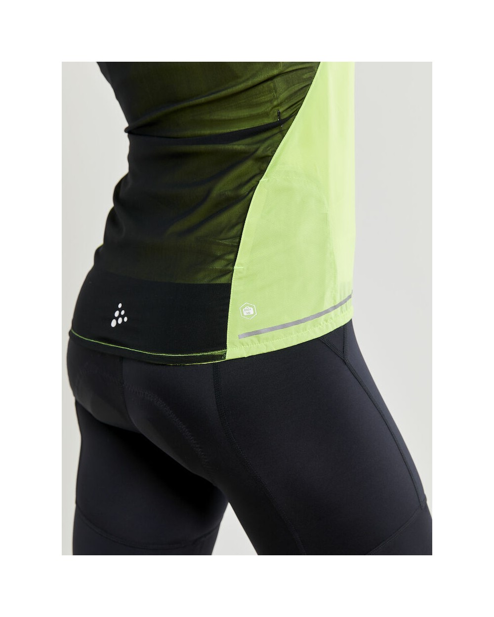 CRAFT Adv Essence Light Wind Vest W Jacken personalisierbar