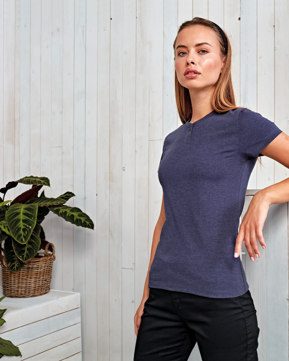 T-shirts PREMIER Ecologisch dames-T-shirt ‘Comis’ met knoopjeshals voor bedrukking &amp; borduring