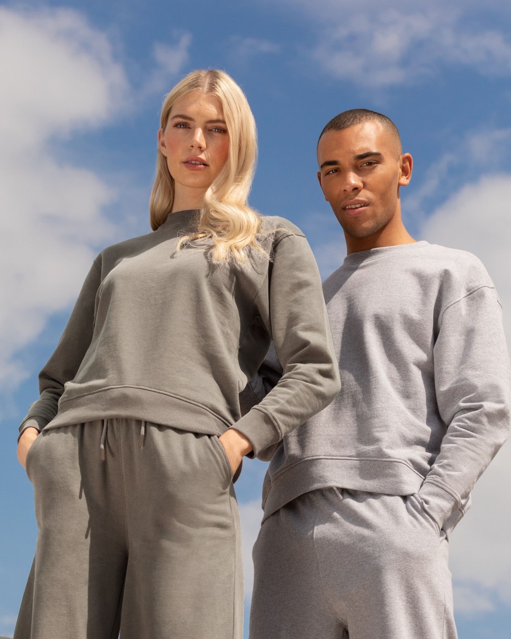 Sweat-shirts personnalisable SKINNIFIT UNISEX SUSTAINABLE FASHION SWEAT