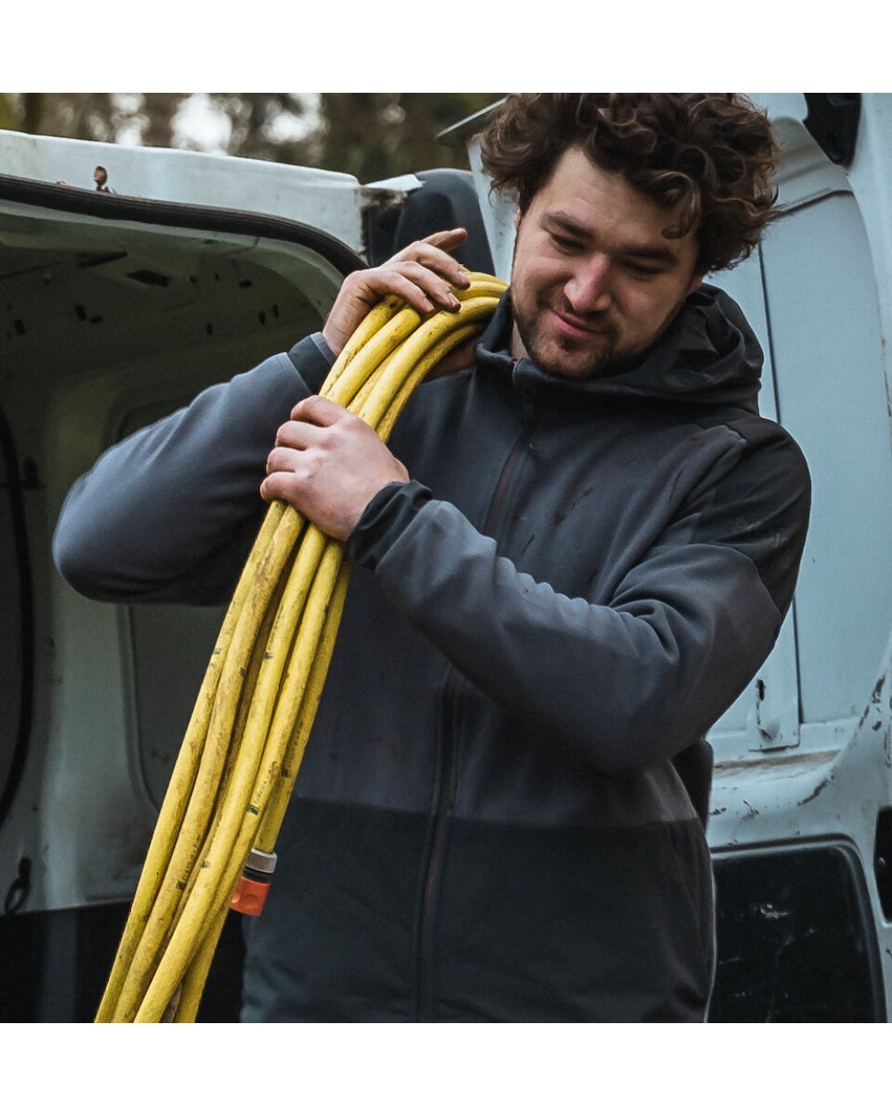 Softshells personnalisable PROJOB 3120 SWEATHSIRT BI MATIERE CAPUCHE CONTRASTEE