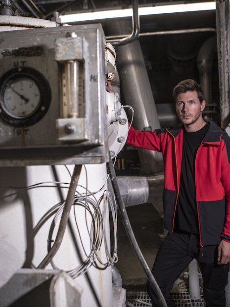 Softshells à personnaliser PROJOB 3120 SWEATHSIRT BI MATIERE CAPUCHE CONTRASTEE 