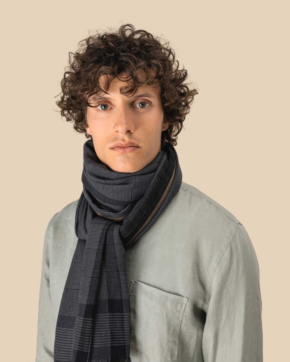 SPASSO Kariertes Unisex-Schal Schals personalisierbar