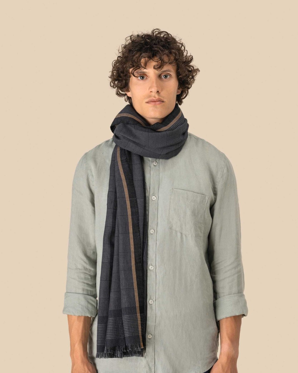 SPASSO Kariertes Unisex-Schal Schals personalisierbar