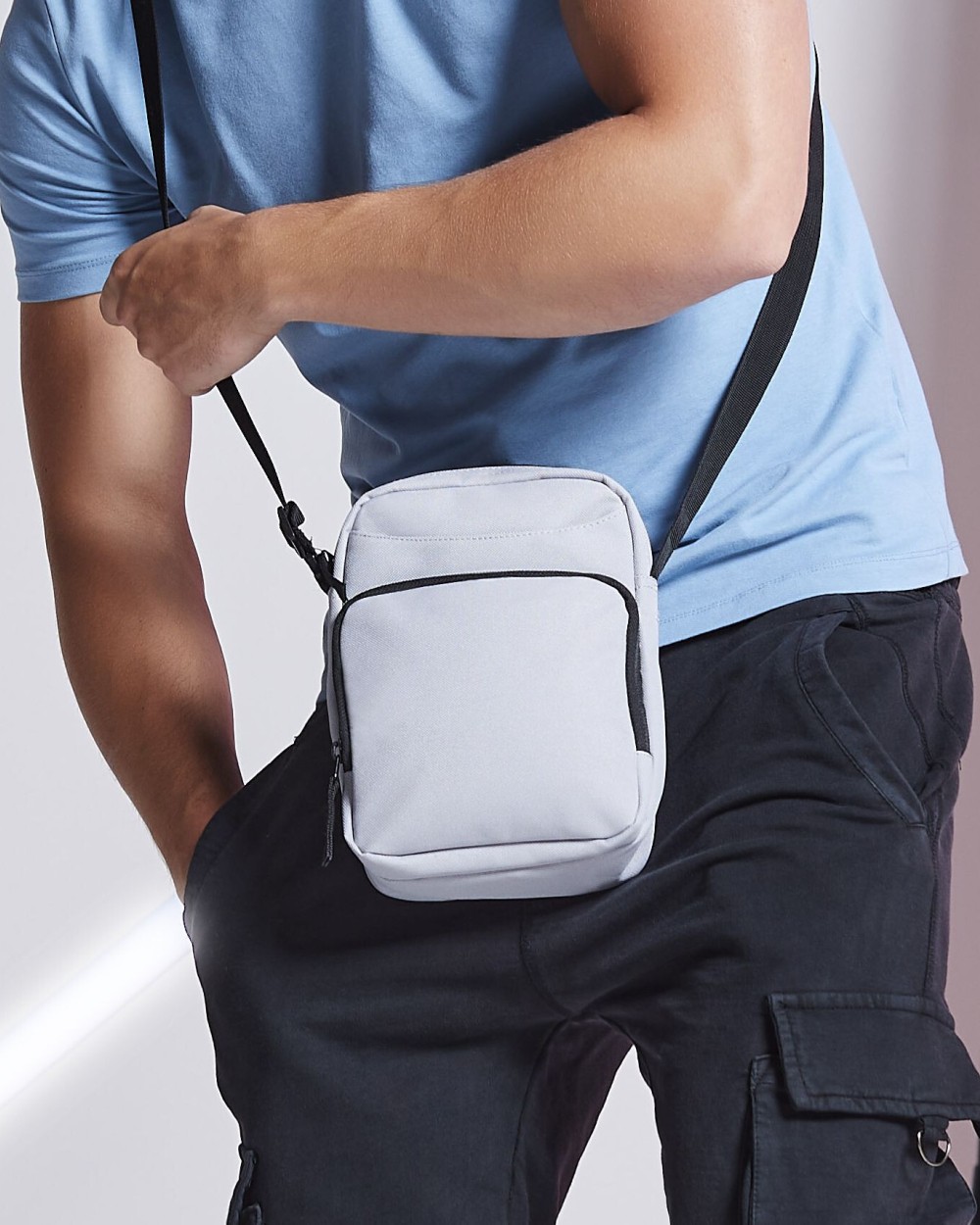 Tassen & Zakken BAG BASE CROSS BODY BAG voor bedrukking &amp; borduring