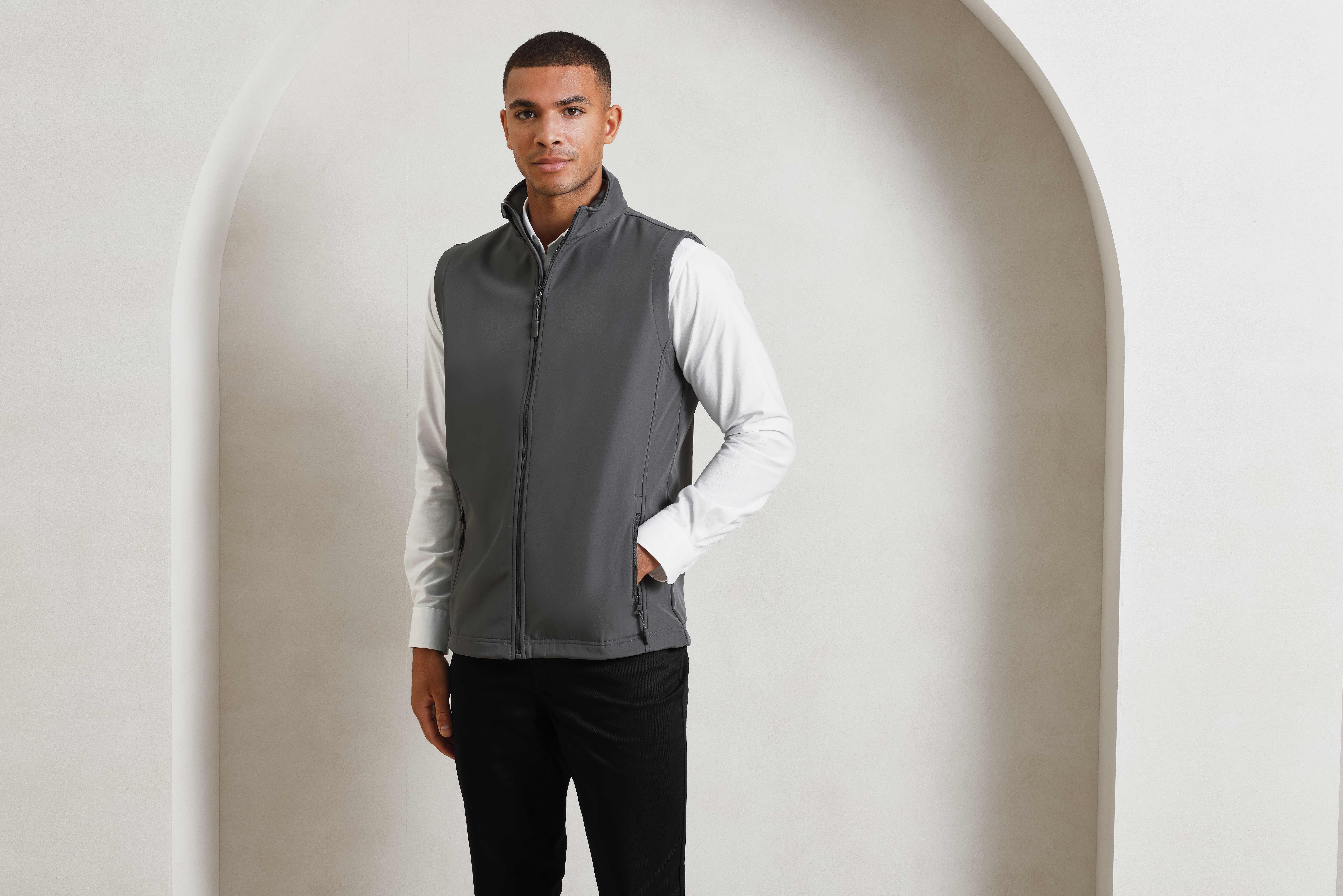 Vestes personnalisable PREMIER Veste sans manches Windchecker® en matériau recyclé à imprimer pour homme