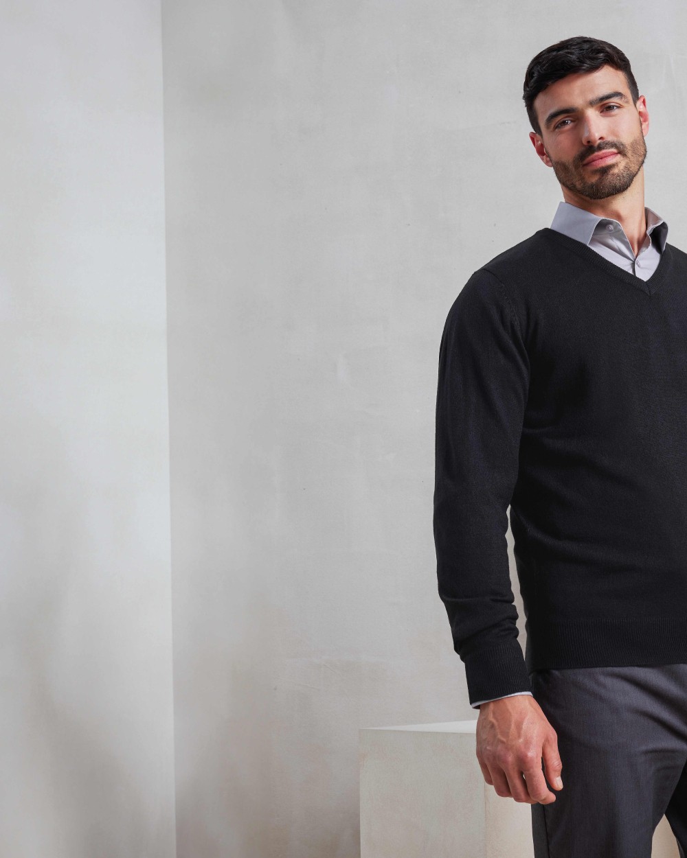 Sweaters & hoodies PREMIER Essential' acrylic v-neck sweater voor bedrukking &amp; borduring