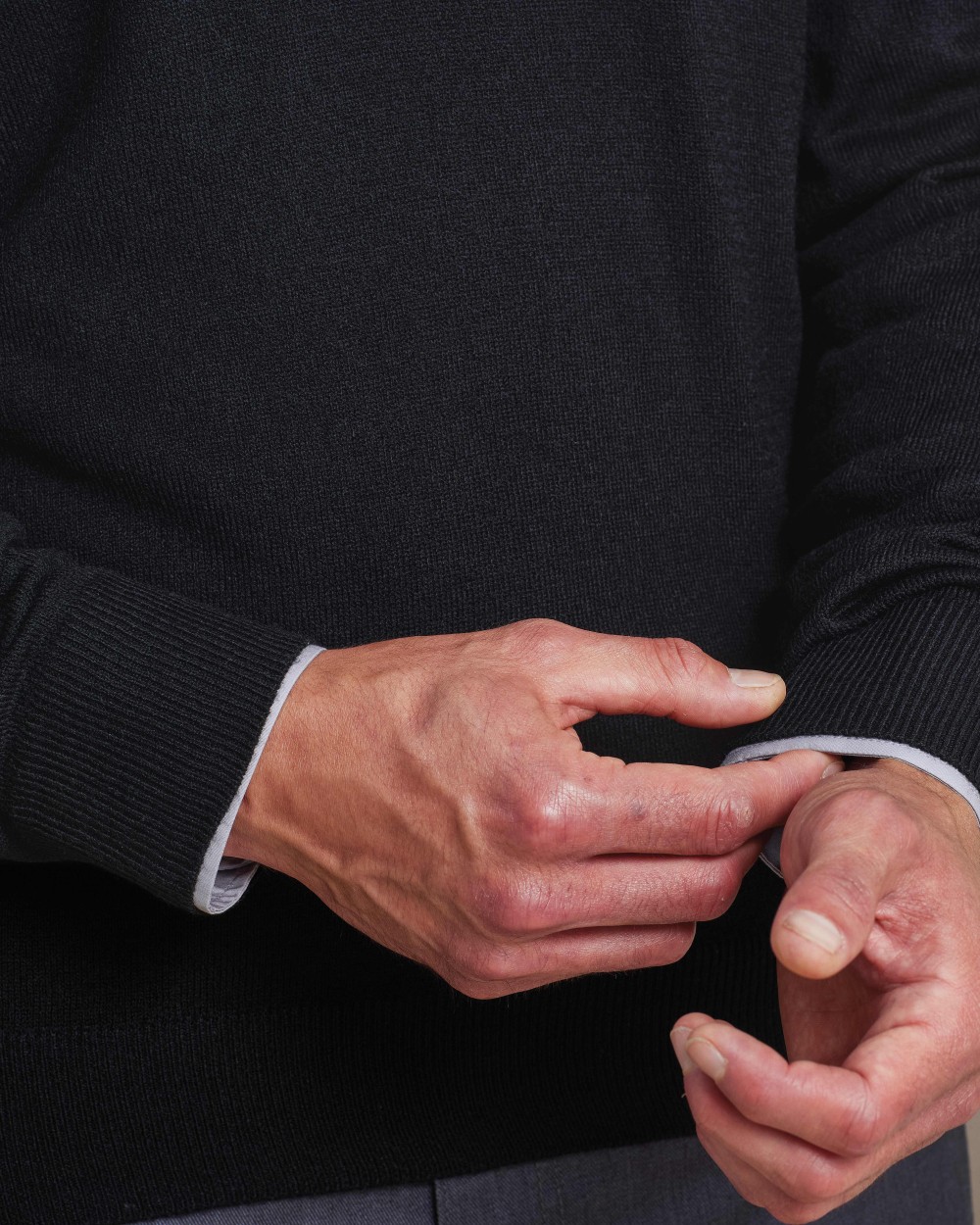 PREMIER Essential' acrylic v-neck sweater Sweatshirts personalisierbar