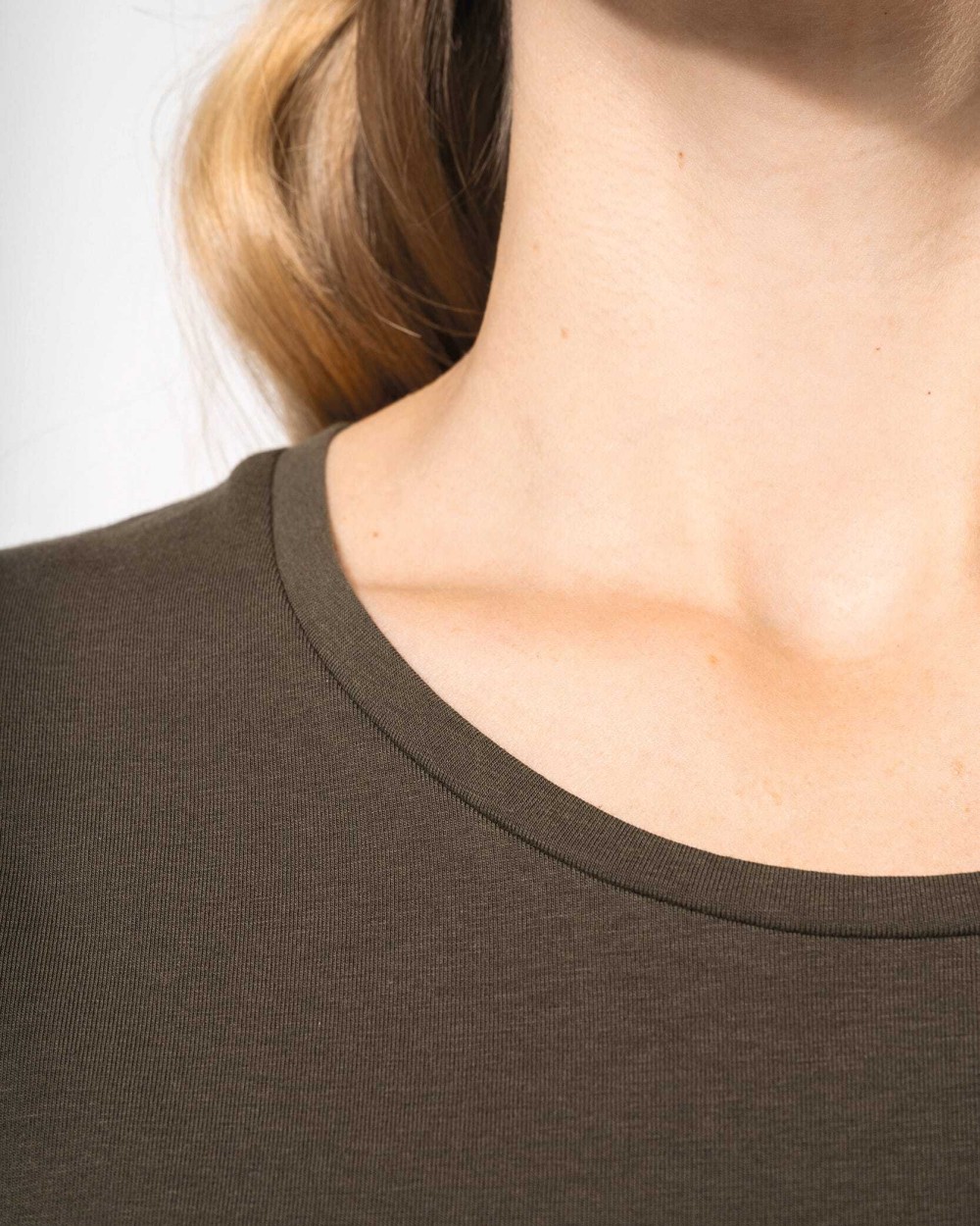 KARIBAN Kurzarm-Damen-T-Shirt mit Rundhalsausschnitt T-Shirts personalisierbar