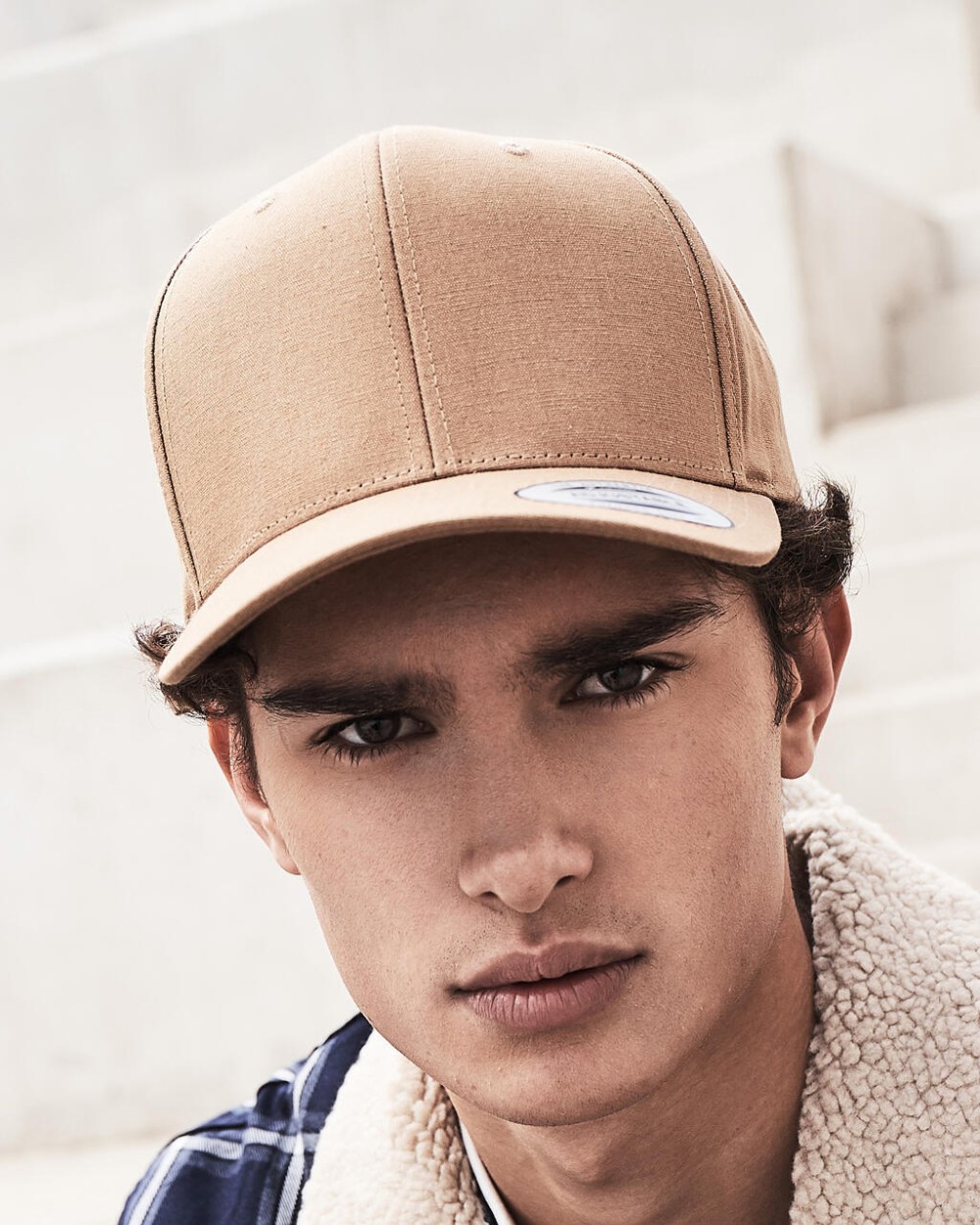 FLEXFIT 6-Panel Curved Metal Snap Kappen personalisierbar