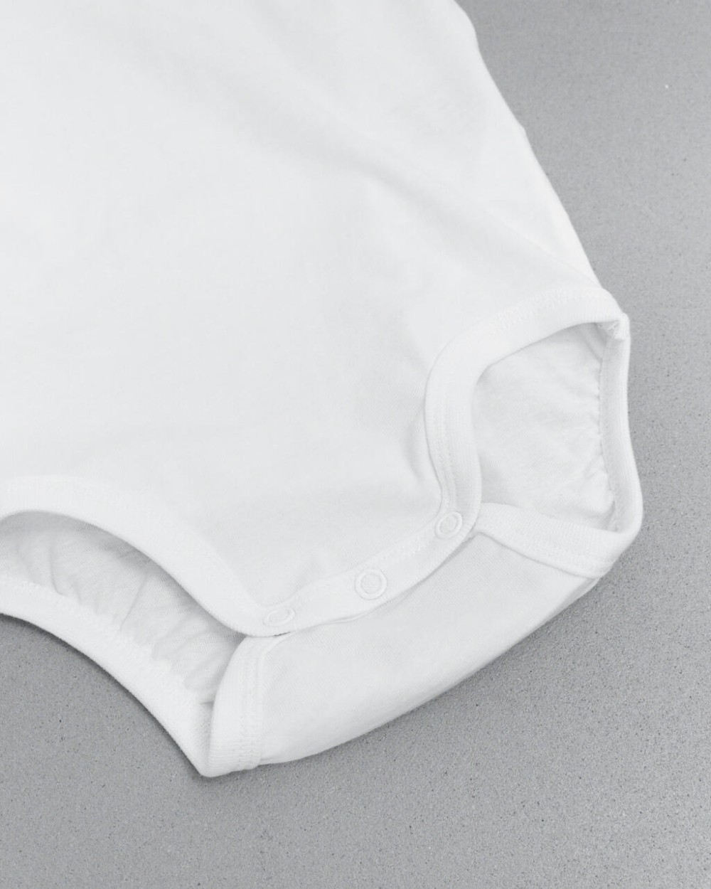 TRUE BLANKS Baby Bodysuit Baby Artikeln personalisierbar