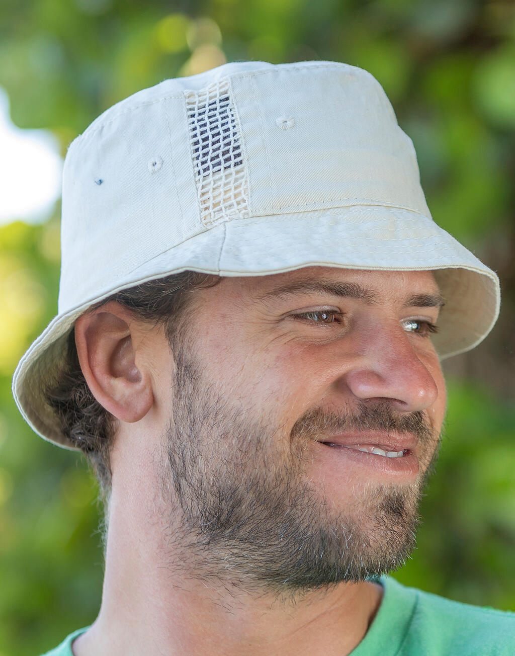 RESULT Sporty Hat with Mesh Panels Bob-Mützen personalisierbar