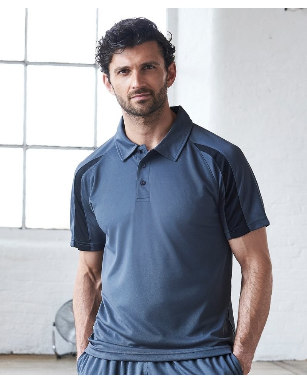 AWDIS CONTRAST COOL POLO Poloshirts personalisierbar