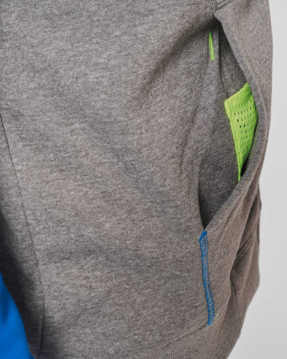 PROACT Zweifarbige Unisex-Fleecejacke mit Reißverschluss und Kapuze Sweatshirts personalisierbar