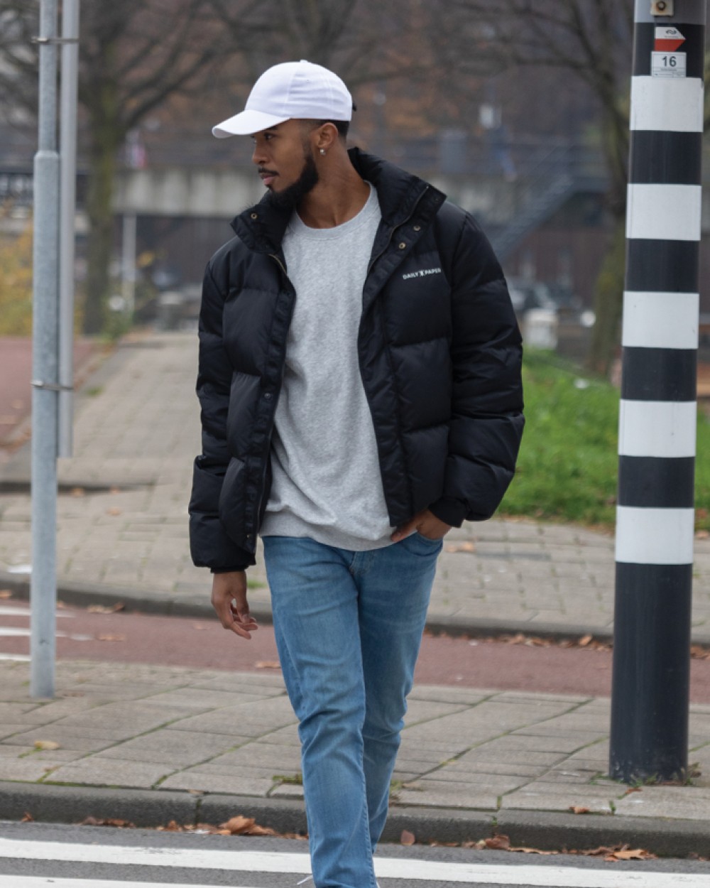4DO Impact 6 Panel Kappe aus 190gr rCotton mit AWARE™ Tracer Kappen personalisierbar