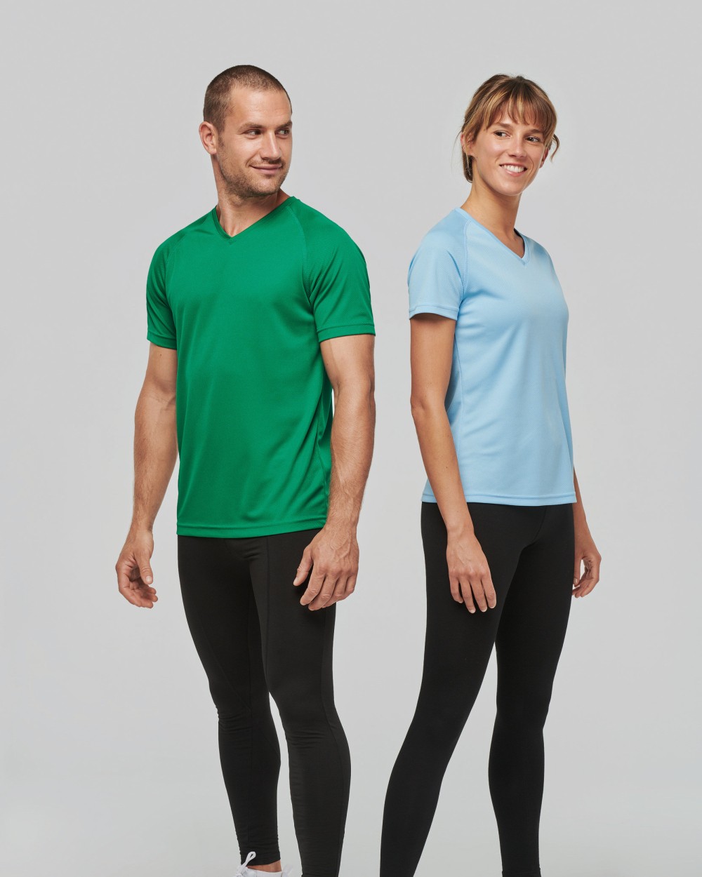 PROACT Herren Kurzarm-Sportshirt mit V-Ausschnitt T-Shirts personalisierbar