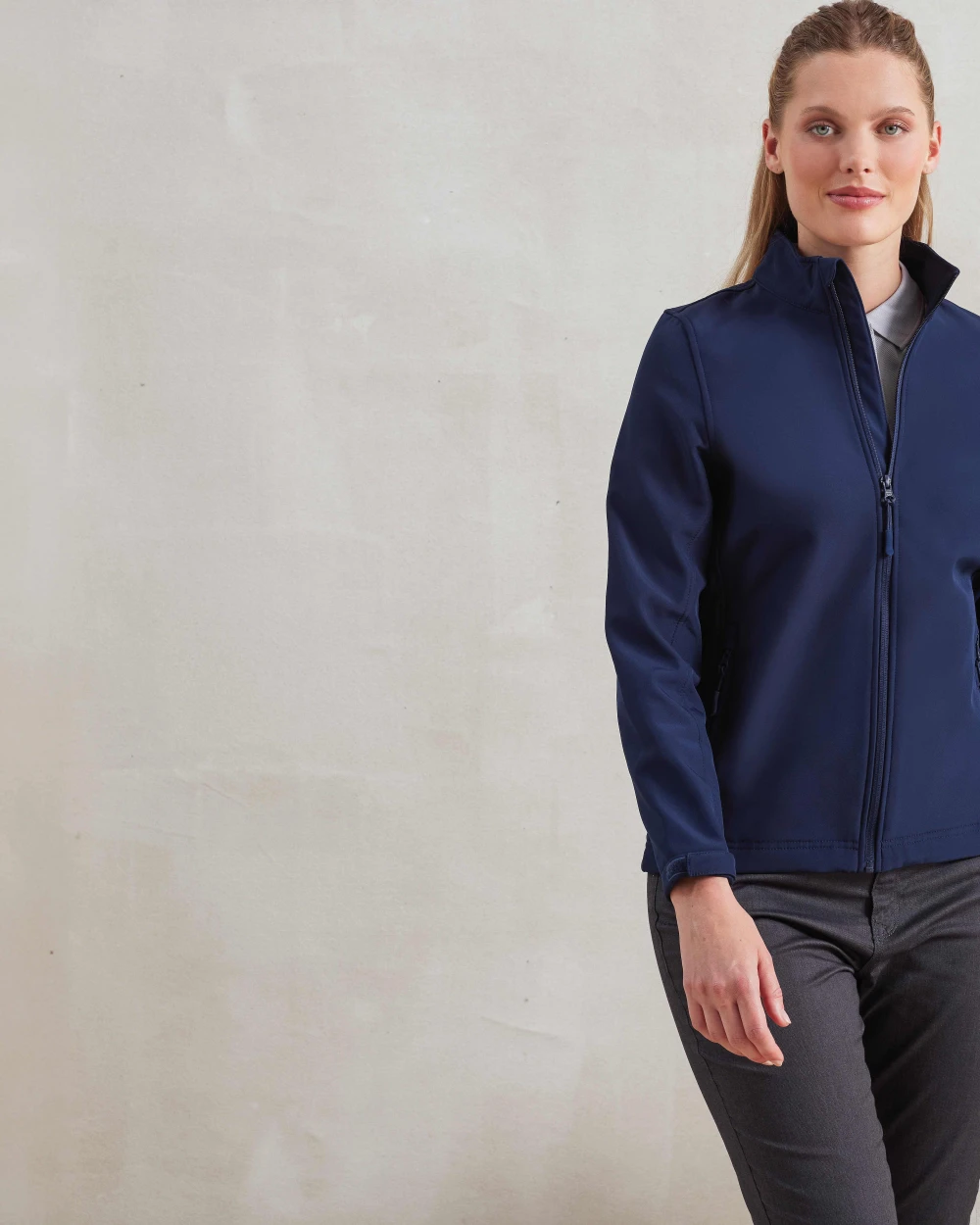 Softshells PREMIER Women’s Windchecker® printable and recycled softshell jacket voor bedrukking &amp; borduring