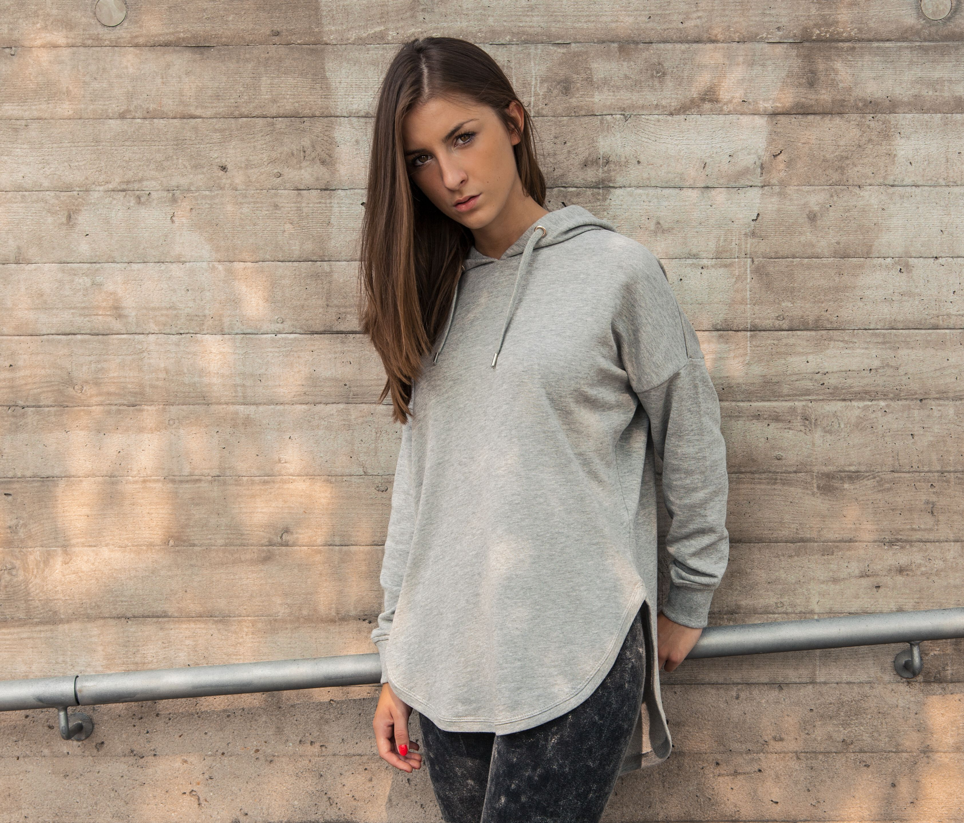 Sweat-shirts personnalisable BUILD YOUR BRAND LADIES OVERSIZED HOODY