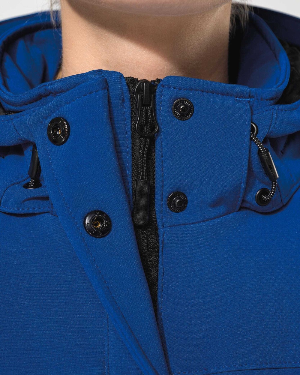 Softshells KARIBAN Gewatteerde softshell damesparka met capuchon voor bedrukking &amp; borduring