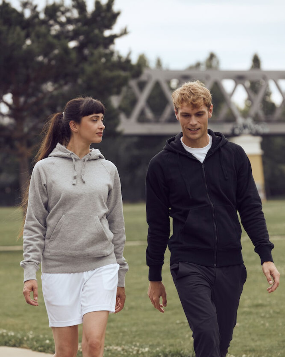 Sweat-shirts personnalisable CLIQUE Helix