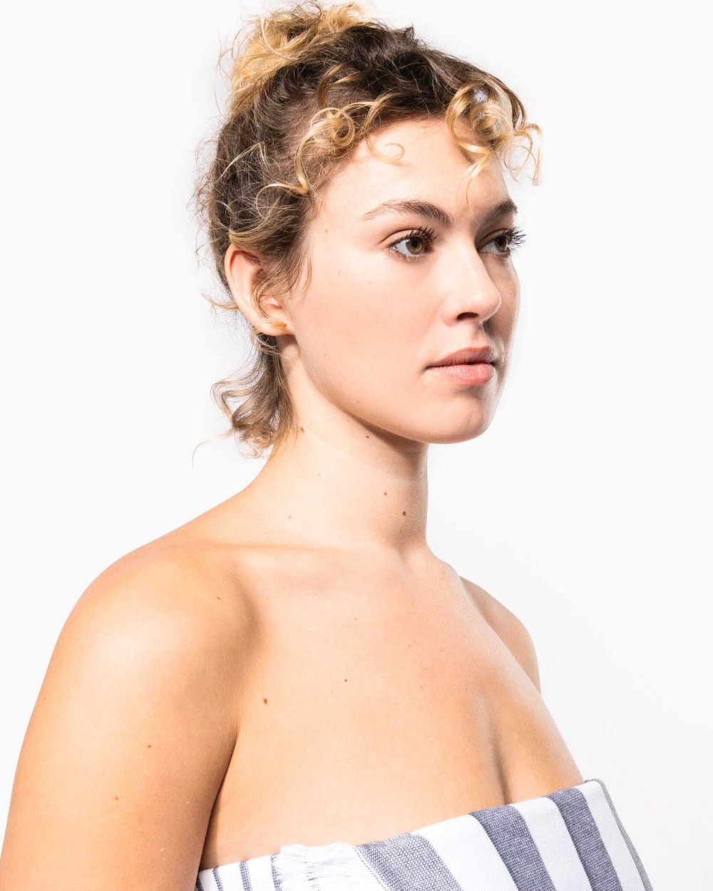 Bad artikelen KARIBAN Gestreepte fouta met franjes voor bedrukking &amp; borduring