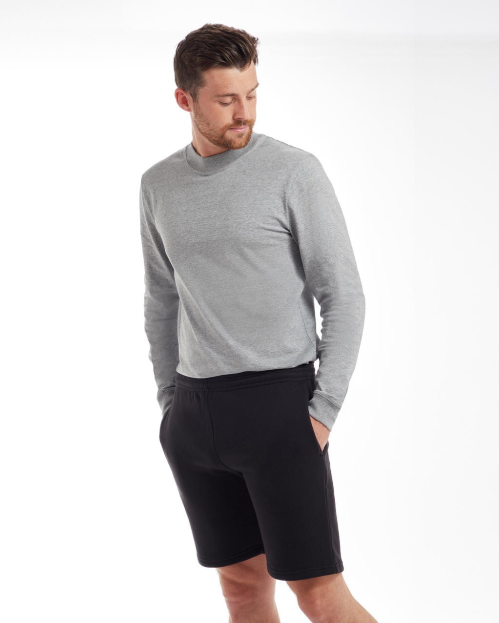 MANTIS ESSENTIAL SHORTS Hosen personalisierbar