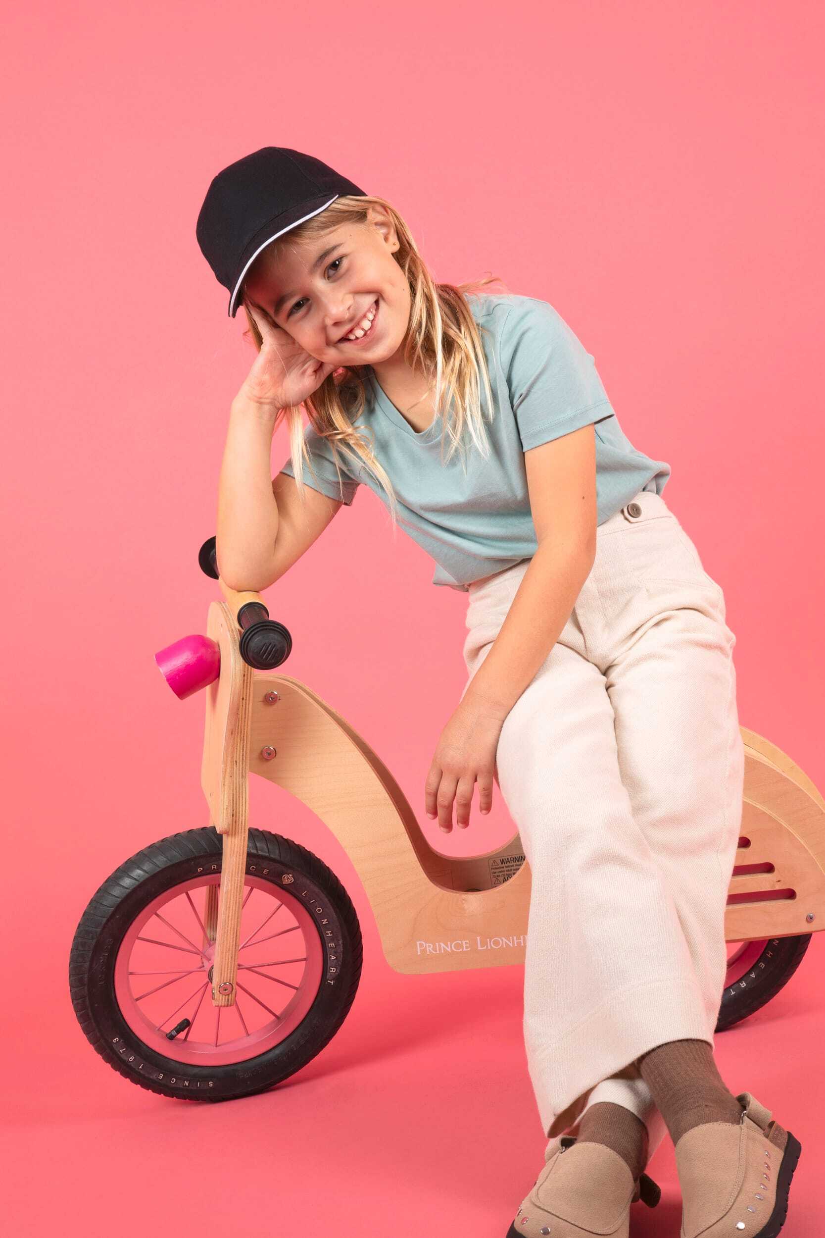 Casquettes personnalisable K-UP Casquette enfant avec sandwich contrasté - 5 panneaux