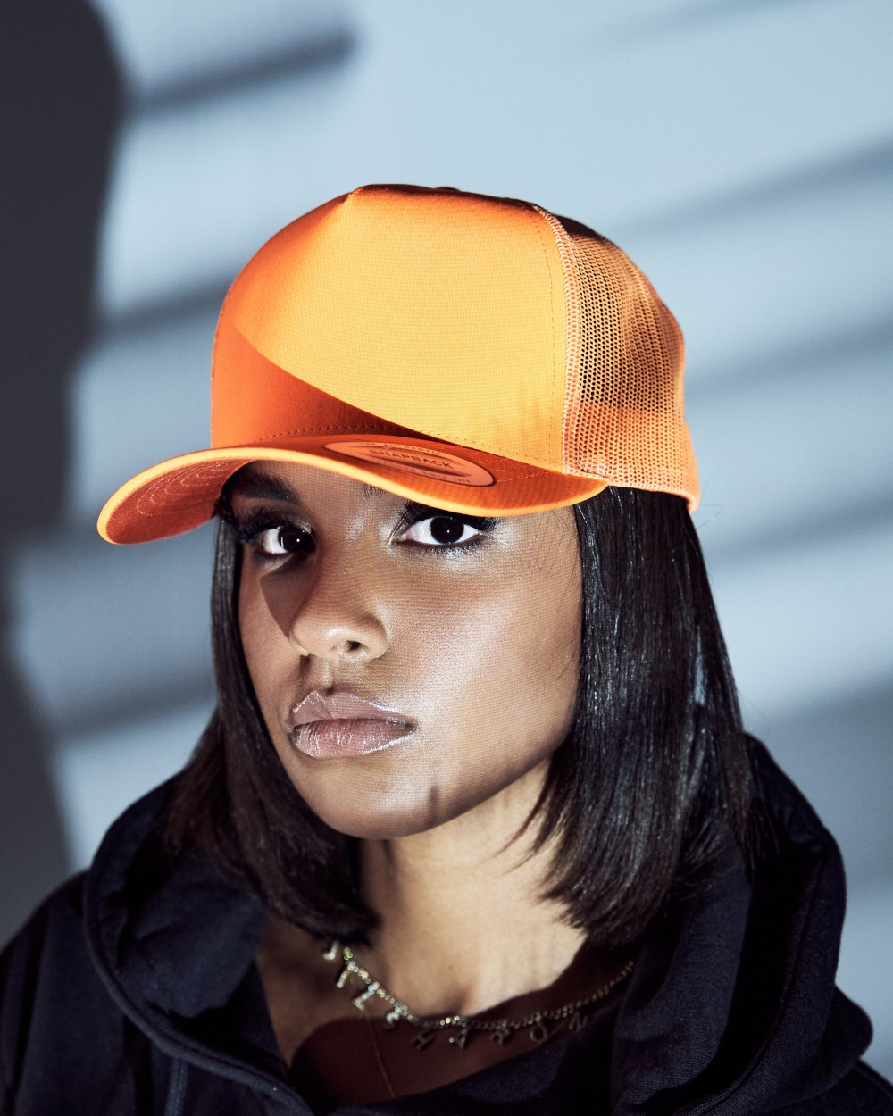 Casquettes personnalisable FLEXFIT NEON RETRO TRUCKER