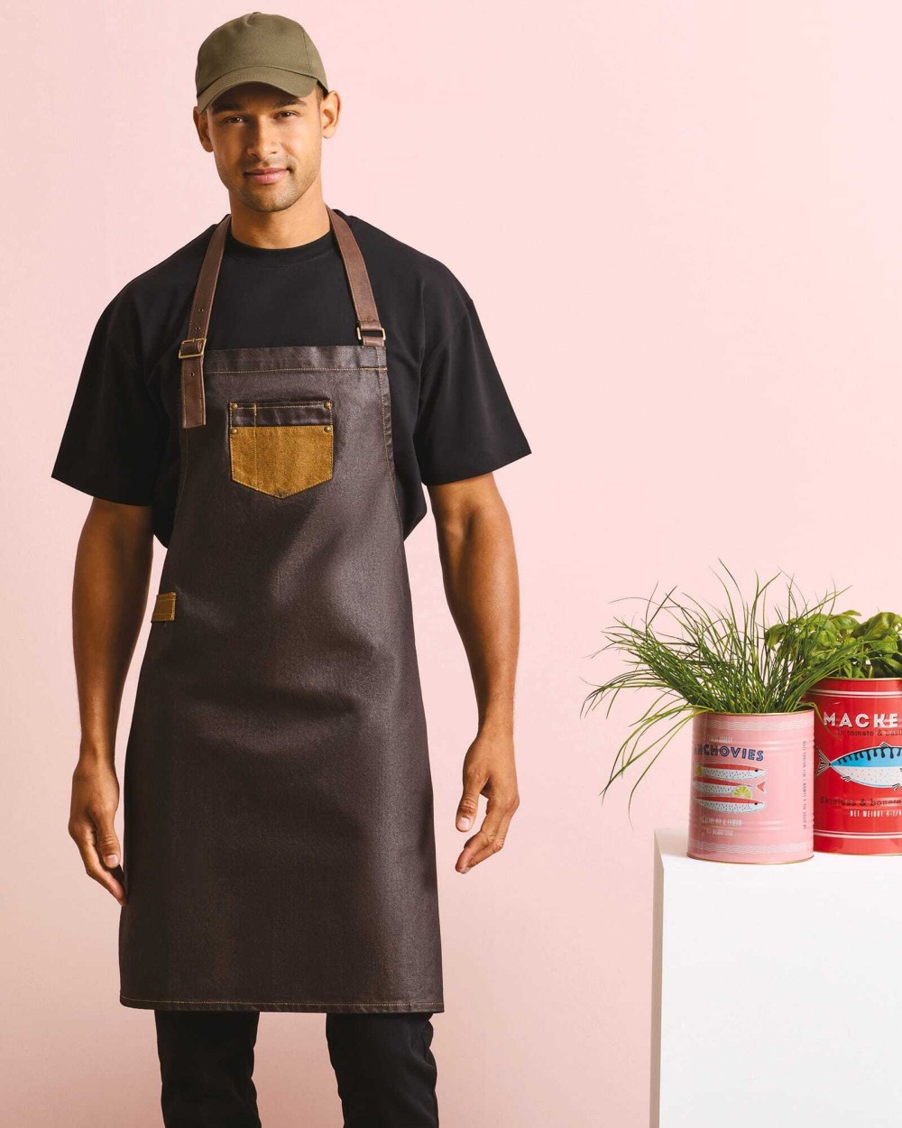 PREMIER Division - Waxed look denim bib apron with faux leather Schürzen personalisierbar