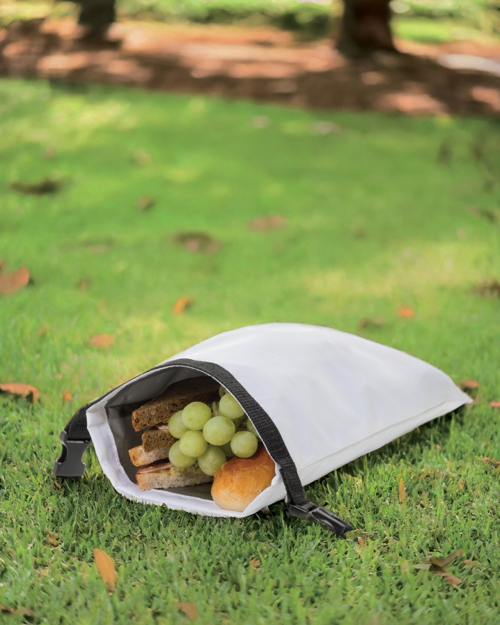 4DO Snackstrap faltbarer Lunchbag aus AWARE™ rPET 30 x 20cm Taschen personalisierbar