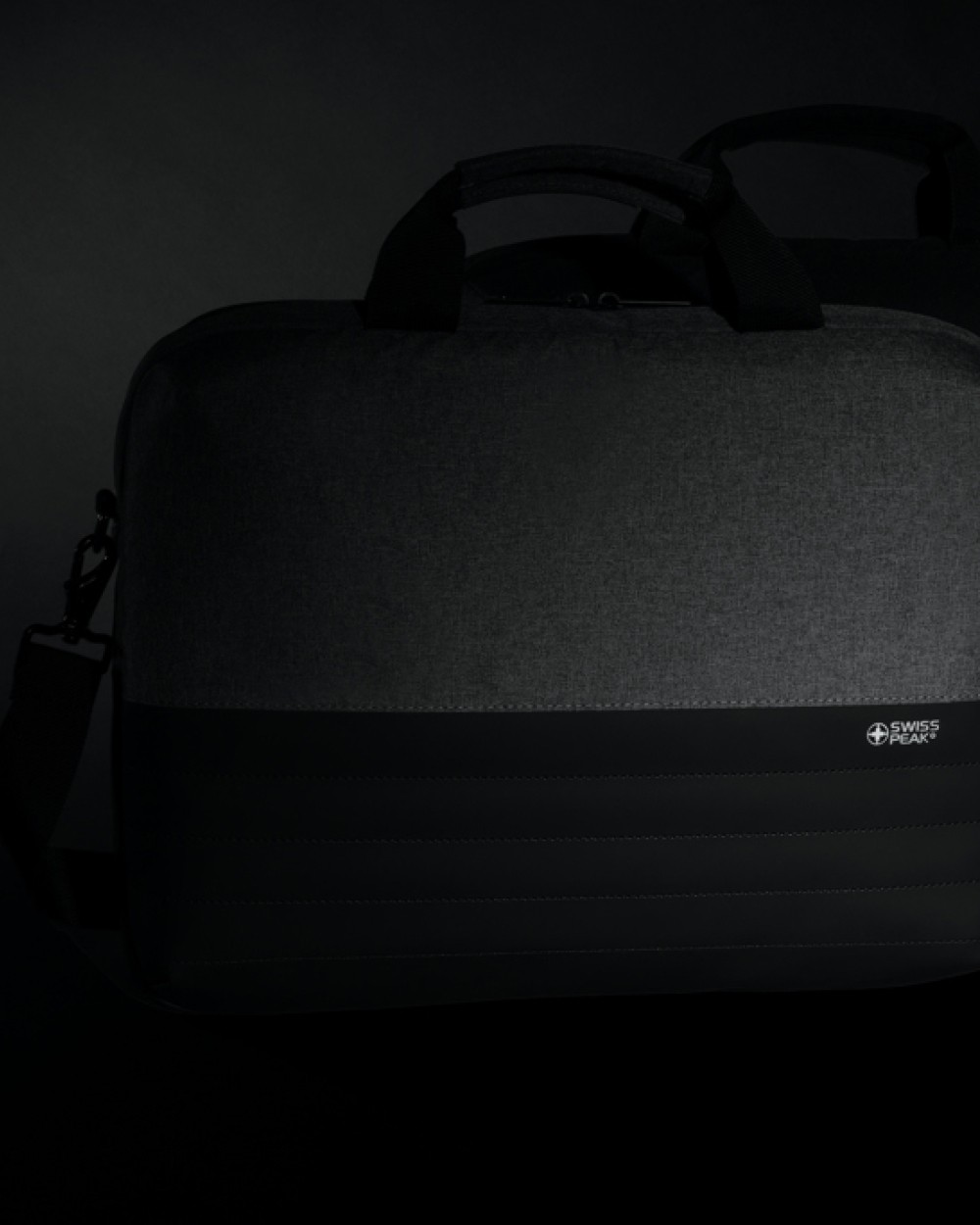 Tassen & Zakken SWISS PEAK Swiss Peak AWARE™ RFID 15.6" laptoptas voor bedrukking &amp; borduring