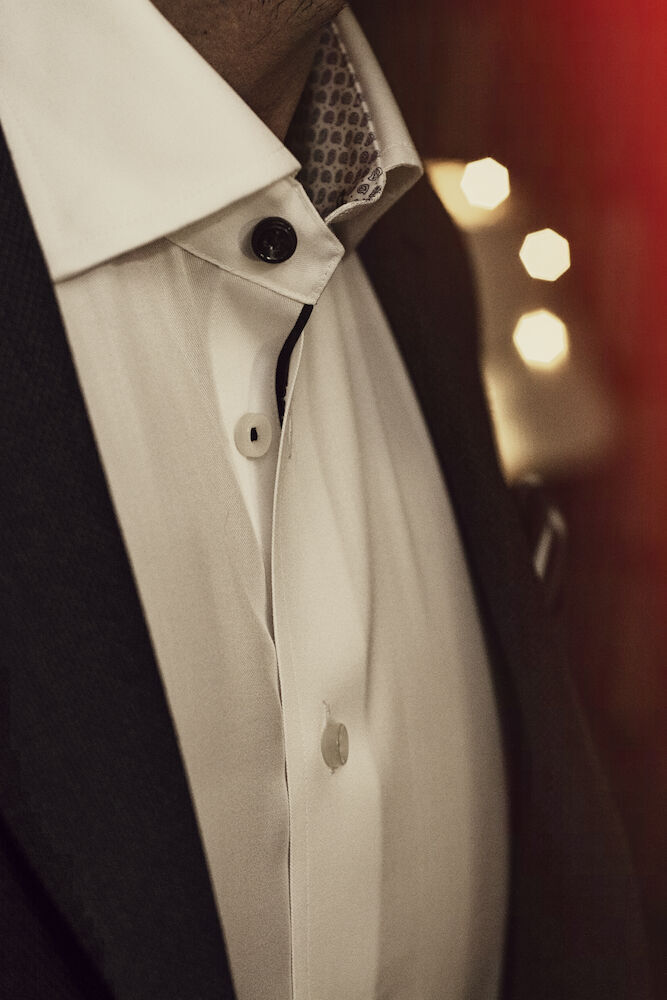 Chemises personnalisable J. HARVEST & FROST RB122 Twill
Chemise Regular Fit Hommes