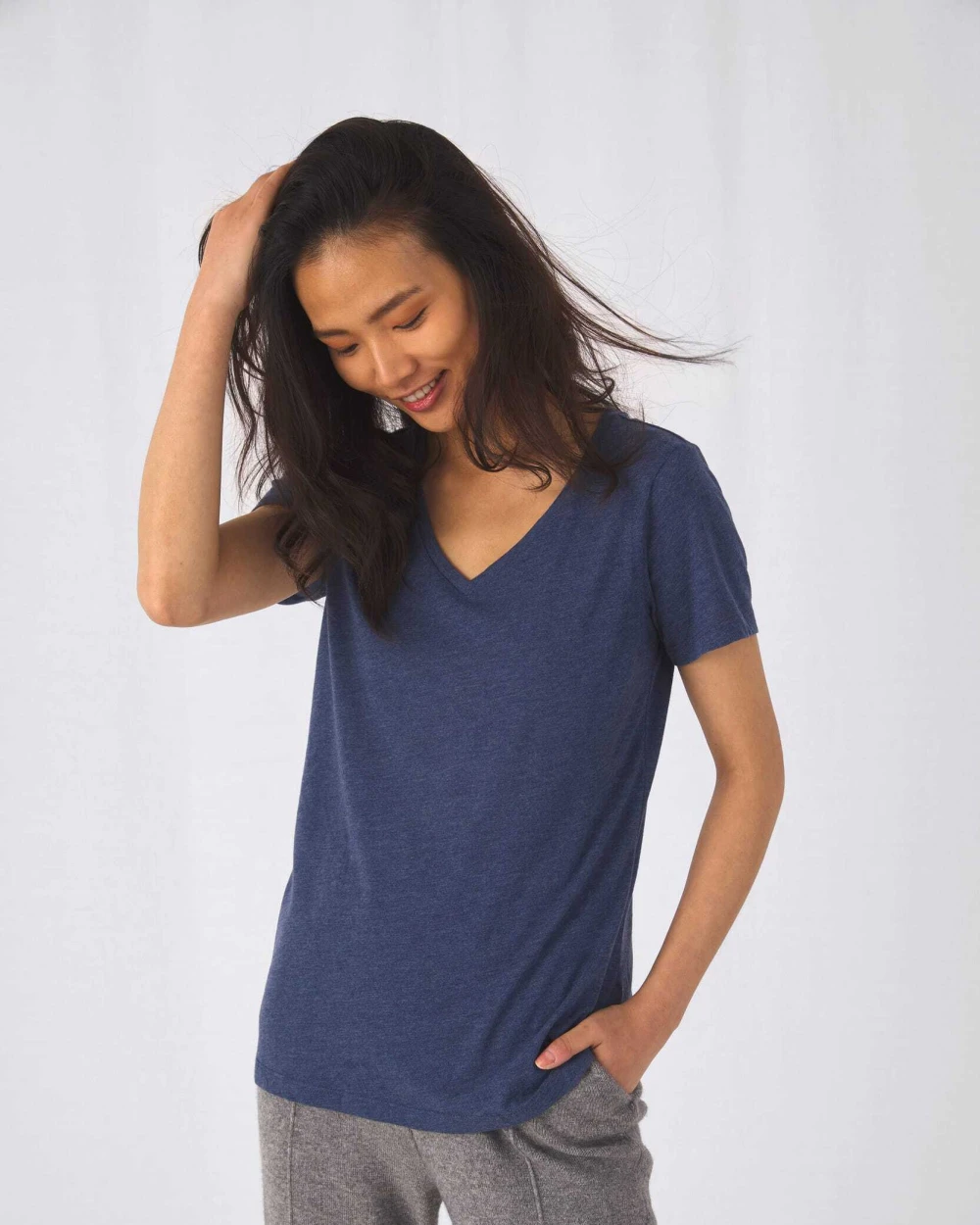 T-shirts B&C TriBlend V-neck TEE / Woman voor bedrukking &amp; borduring