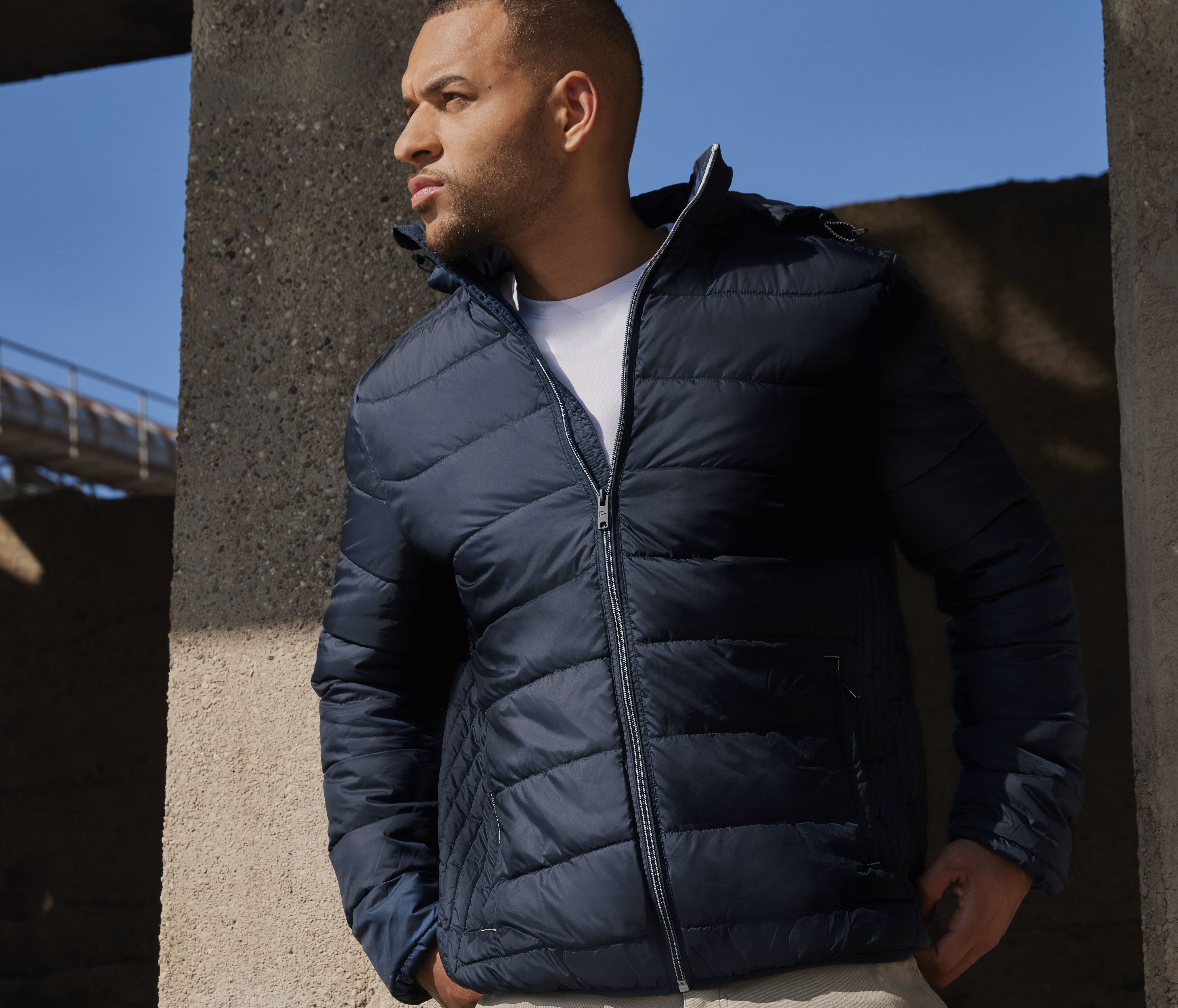 Jassen RUSSELL MEN'S HOODED NANO JACKET voor bedrukking &amp; borduring